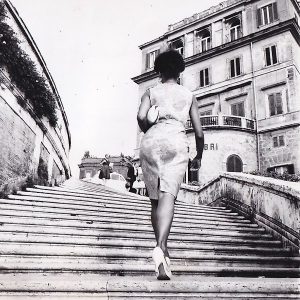 Houston Chronicle - photo - A Miss Walks Up Spanish Steps